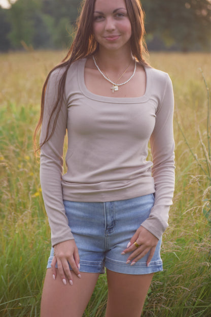 Sandstone Top