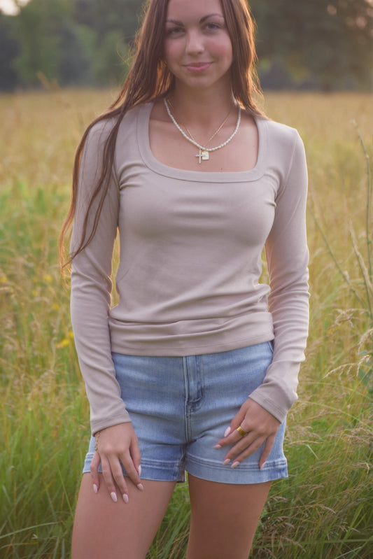 Sandstone Top
